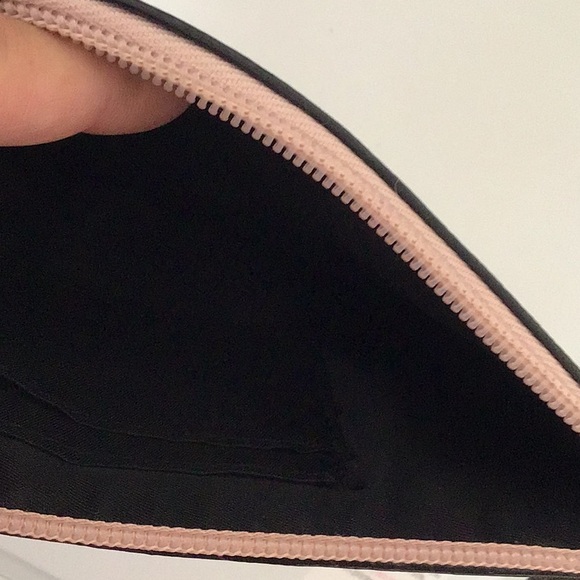 New Victoria’s Secret wristlet - Picture 7 of 8